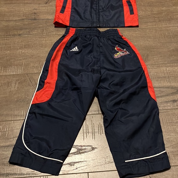 St. Louis Cardinals outfit. 24 months. - Picture 3 of 8